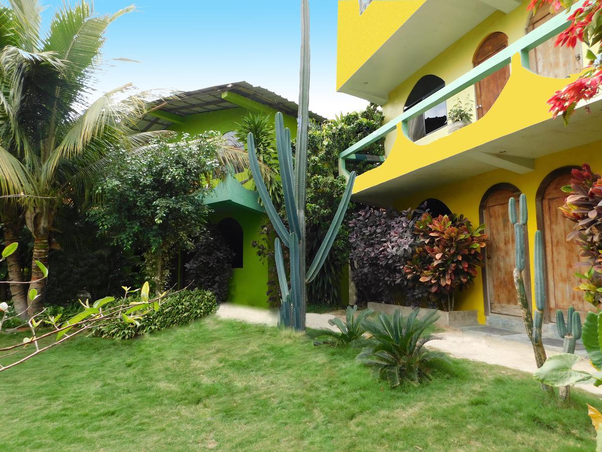 Puerto López Hostal Maxima מראה חיצוני תמונה