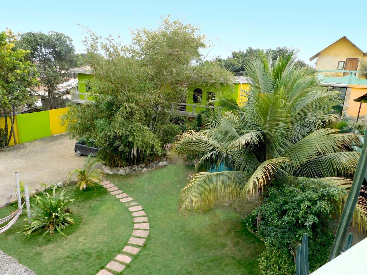 Puerto López Hostal Maxima מראה חיצוני תמונה